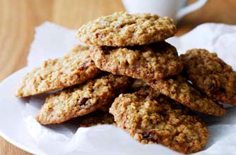 Cinnamon, oat and sultana cookies recipe - goodtoknow